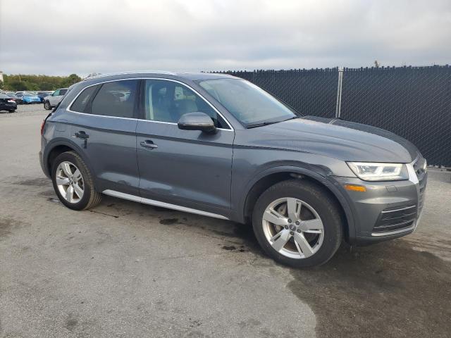 WA1BNAFY0J2109779 - 2018 AUDI Q5 PREMIUM PLUS GRAY photo 4