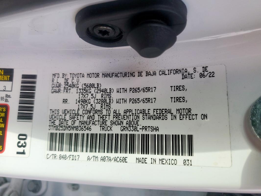 3TMBZ5DN5NM036546 - 2022 TOYOTA TACOMA DOUBLE CAB თეთრი ფოტო 12