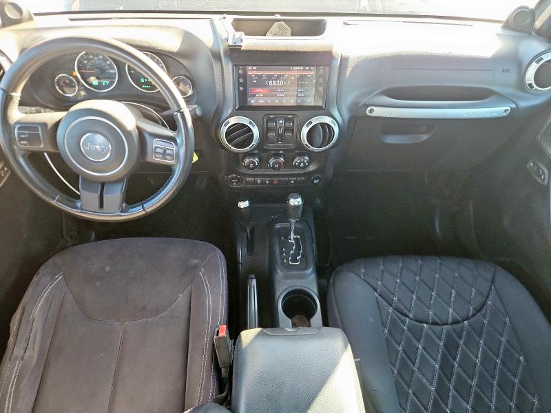 1C4BJWEG4EL147202 - 2014 JEEP WRANGLER U SAHARA BLACK photo 8