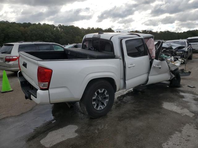 5TFAX5GN2HX098398 - 2017 TOYOTA TACOMA DOUBLE CAB WHITE photo 3