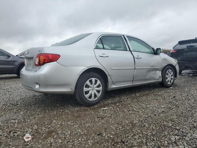 2T1BU4EE8AC223581 - 2010 TOYOTA COROLLA BASE SILVER photo 3