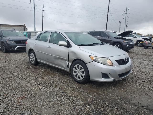 2T1BU4EE8AC223581 - 2010 TOYOTA COROLLA BASE SILVER photo 4