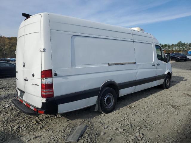 WD3PE8CC5E5875518 - 2014 MERCEDES-BENZ SPRINTER 2500 WHITE photo 3