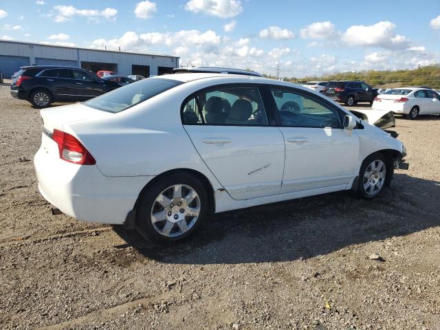 19XFA1F55AE047274 - 2010 HONDA CIVIC LX WHITE photo 3