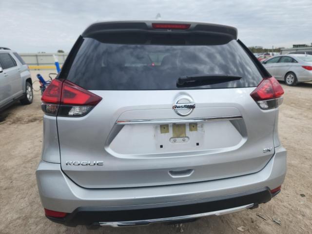JN8AT2MT5JW454064 - 2018 NISSAN ROGUE S ვერცხლისფერი ფოტო 6