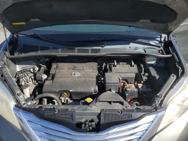 5TDYK3DC0BS096862 - 2011 TOYOTA SIENNA XLE GREEN photo 12