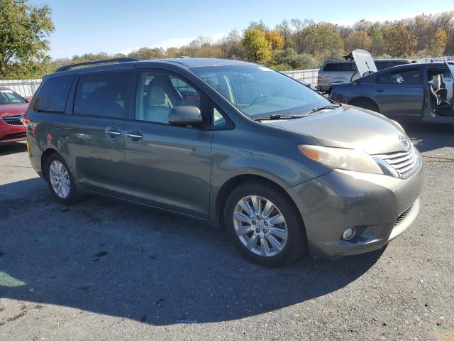 5TDYK3DC0BS096862 - 2011 TOYOTA SIENNA XLE GREEN photo 4