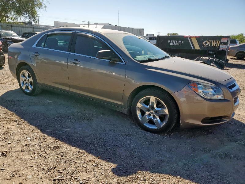 1G1ZB5E07CF271946 - 2012 CHEVROLET MALIBU LS بني صورة 4
