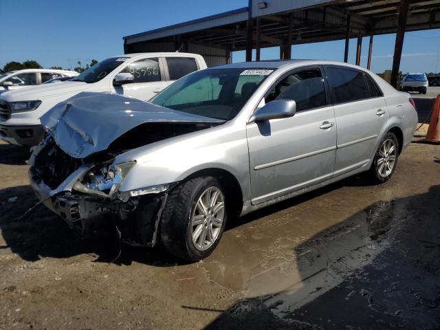 2006 TOYOTA AVALON XL, 