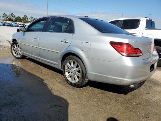 4T1BK36B66U161608 - 2006 TOYOTA AVALON XL SILVER photo 2
