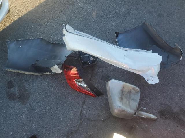 19XFC1F36ME000221 - 2021 HONDA CIVIC EX WHITE photo 12