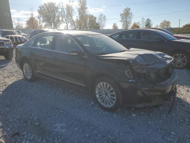 1VWBT7A36GC027016 - 2016 VOLKSWAGEN PASSAT SE BLACK photo 4