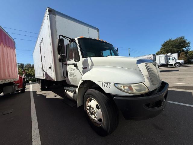 2011 INTERNATIONAL 4000 4300, 