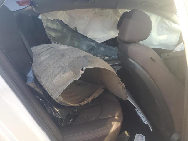 5XXGT4L38KG293053 - 2019 KIA OPTIMA LX 白色 照片 10