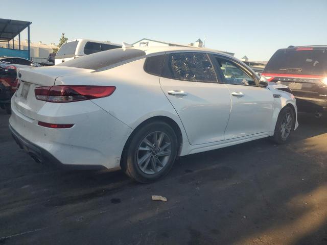 5XXGT4L38KG293053 - 2019 KIA OPTIMA LX 白色 照片 3