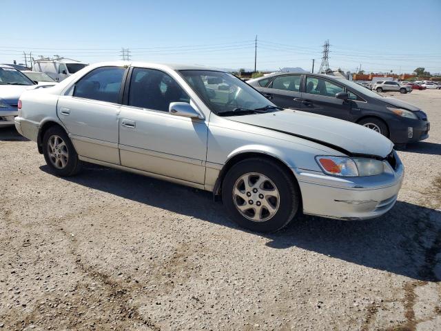 4T1BF28K0YU103721 - 2000 TOYOTA CAMRY LE ვერცხლისფერი ფოტო 4