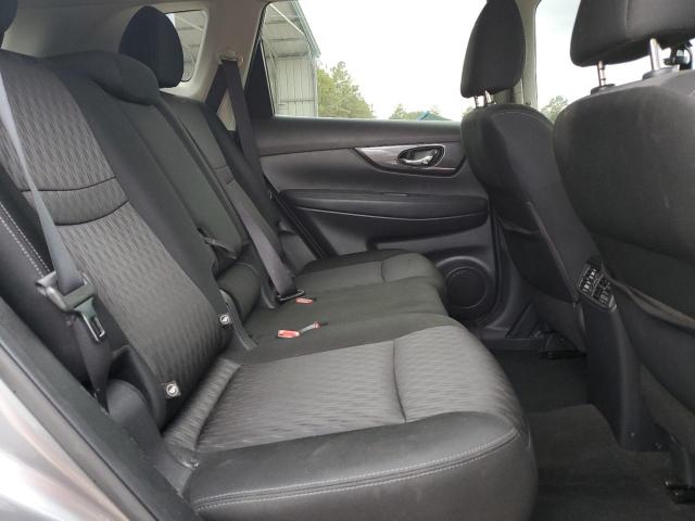KNMAT2MT1HP618085 - 2017 NISSAN ROGUE S GRAY photo 11