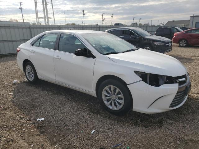 4T4BF1FK8FR504952 - 2015 TOYOTA CAMRY LE WHITE photo 4