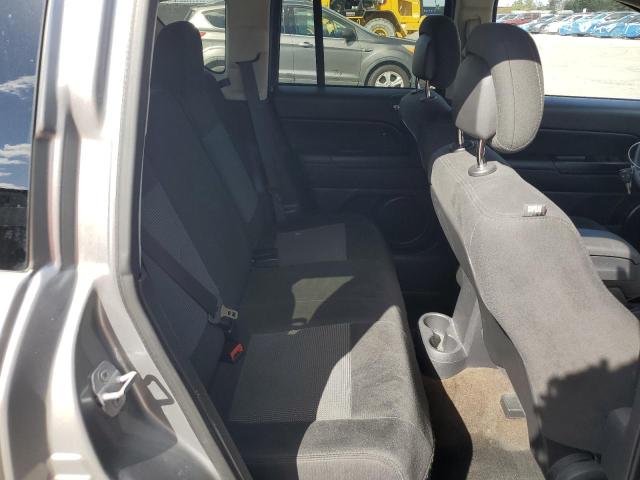 1C4NJCBA2GD615632 - 2016 JEEP COMPASS SPORT Gümüş foto 11