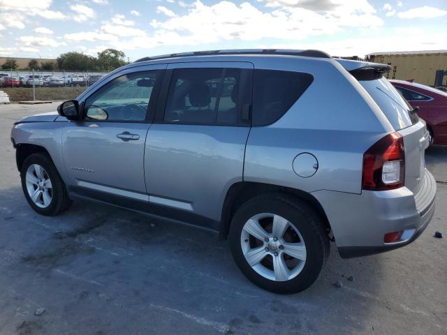 1C4NJCBA2GD615632 - 2016 JEEP COMPASS SPORT Gümüş foto 2