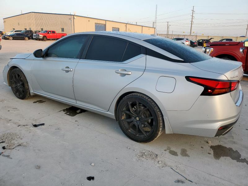 1N4BL4CV7KC210682 - 2019 NISSAN ALTIMA SR Gümüş fotoğraf 2