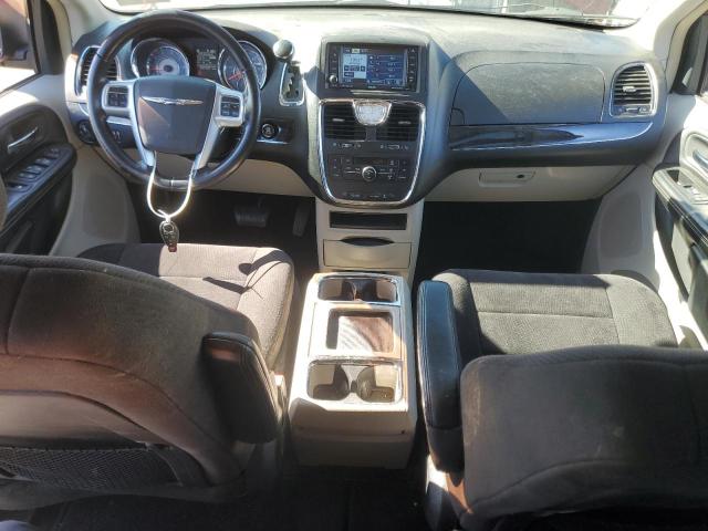 2A4RR5DG1BR687929 - 2011 CHRYSLER TOWN & COU TOURING წითელი ფოტო 8