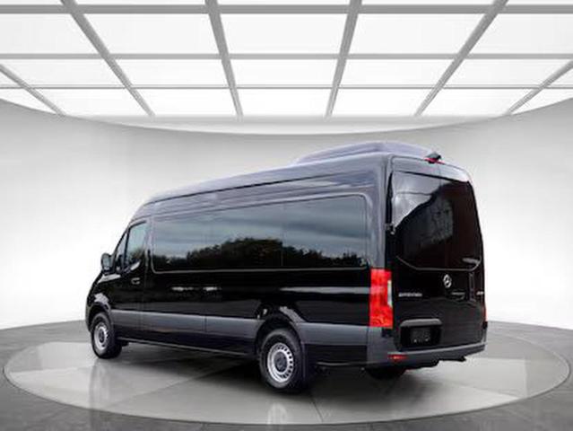 W1Z4KGHY7ST213843 - 2025 MERCEDES-BENZ SPRINTER 2500 BLACK photo 3
