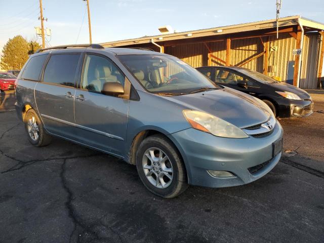 5TDBA22C06S071245 - 2006 TOYOTA SIENNA XLE BLUE photo 4