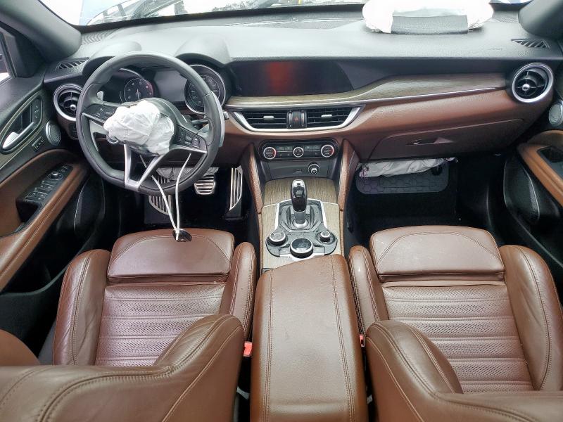 ZASFAKNN1J7B86803 - 2018 ALFA ROMEO STELVIO TI SPORT BLUE photo 8