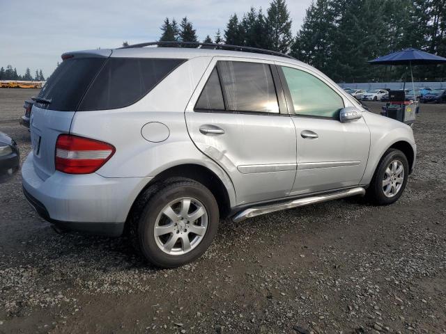 4JGBB86E26A074541 - 2006 MERCEDES-BENZ ML 350 ვერცხლისფერი ფოტო 3