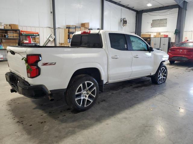 1GCPTDEK2P1267166 - 2023 CHEVROLET COLORADO Z71 WHITE photo 3