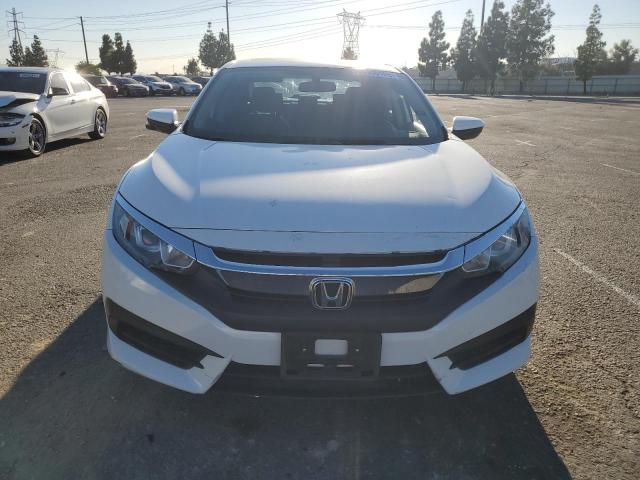 19XFC2F7XJE207750 - 2018 HONDA CIVIC EX WHITE photo 5