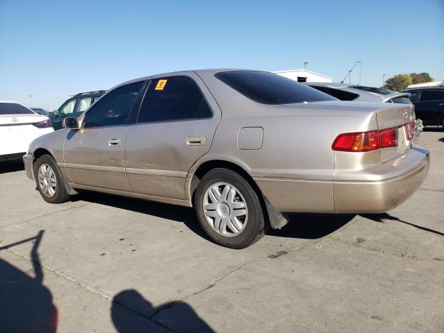 4T1BG22K71U865990 - 2001 TOYOTA CAMRY CE TAN photo 2