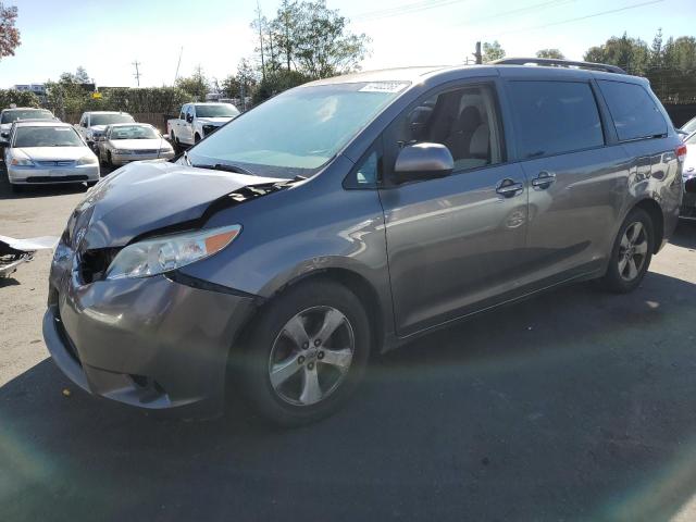 2011 TOYOTA SIENNA LE, 