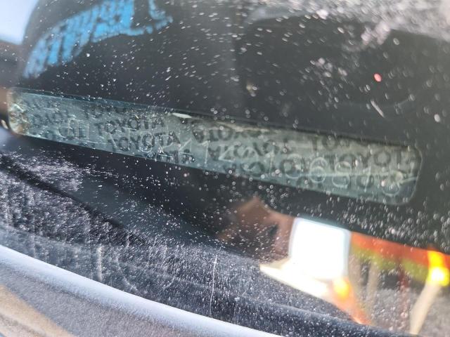 JTLKT324140136813 - 2004 TOYOTA SCION XB SILVER photo 12