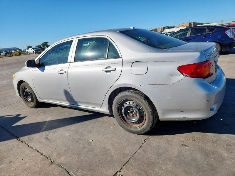 1NXBU4EE7AZ364298 - 2010 TOYOTA COROLLA BASE SILVER photo 2