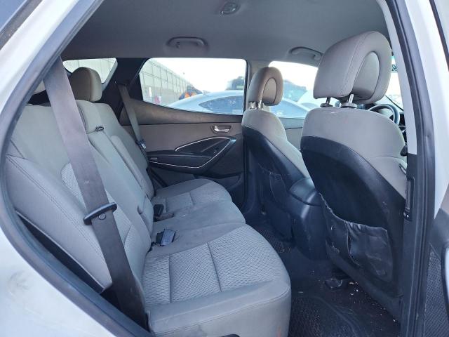 5NMZTDLB4JH088572 - 2018 HYUNDAI SANTA FE S WHITE photo 11