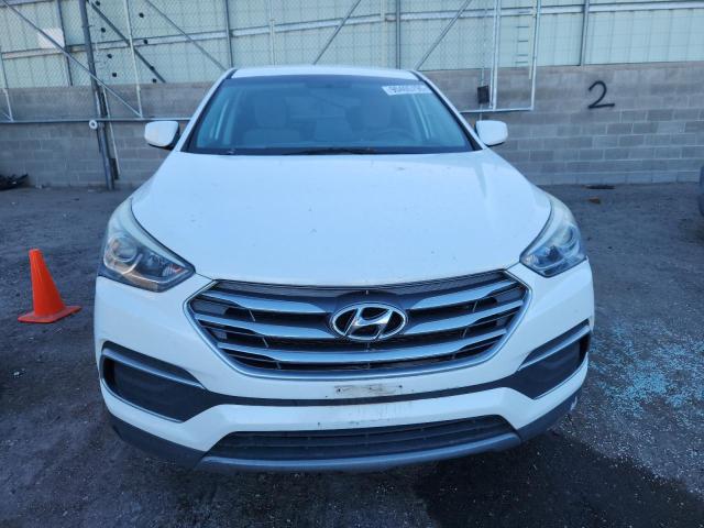 5NMZTDLB4JH088572 - 2018 HYUNDAI SANTA FE S WHITE photo 5