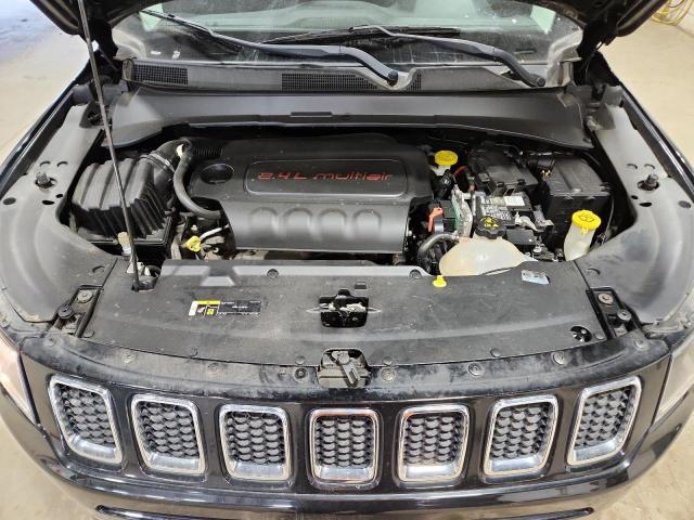 3C4NJCBB5JT356208 - 2018 JEEP COMPASS LATITUDE შავი ფოტო 12