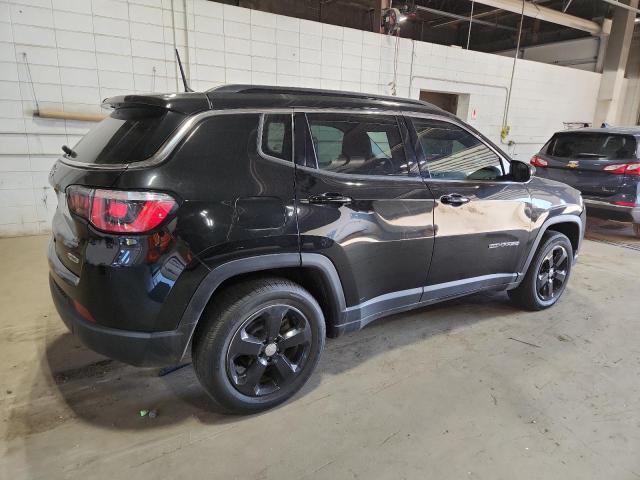 3C4NJCBB5JT356208 - 2018 JEEP COMPASS LATITUDE შავი ფოტო 3