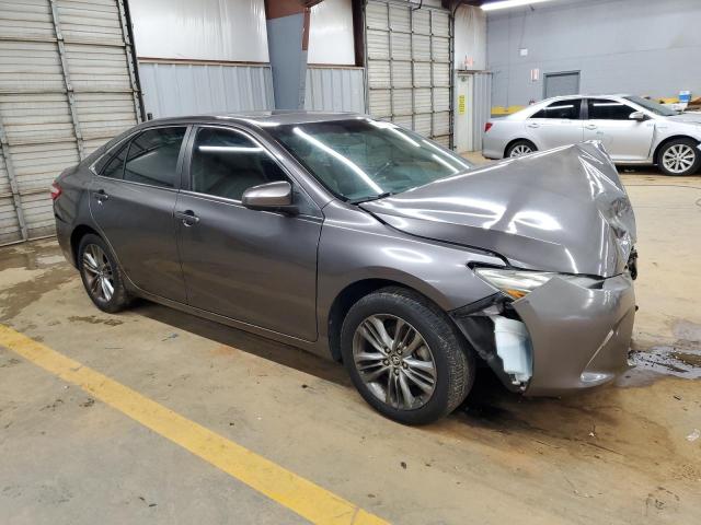 4T1BF1FKXFU072410 - 2015 TOYOTA CAMRY LE GRAY photo 4