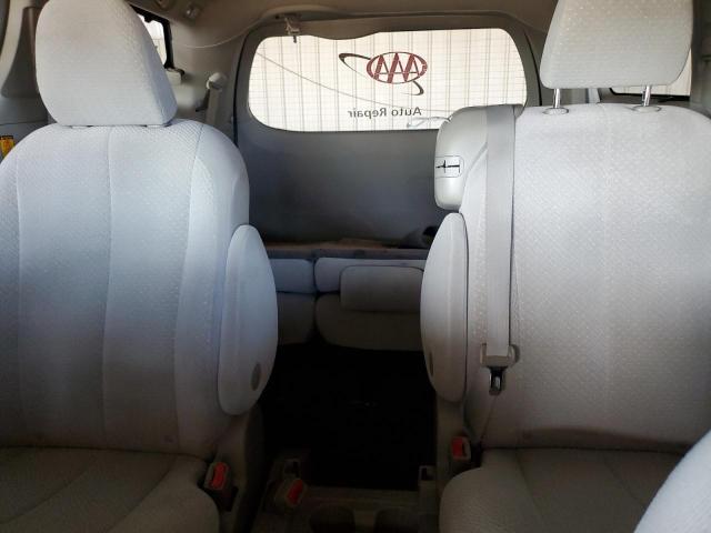 5TDKK3DC9BS134854 - 2011 TOYOTA SIENNA LE 白色 照片 10