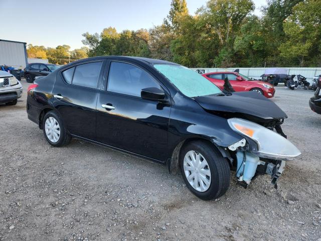 3N1CN7AP2HL865881 - 2017 NISSAN VERSA S შავი ფოტო 4