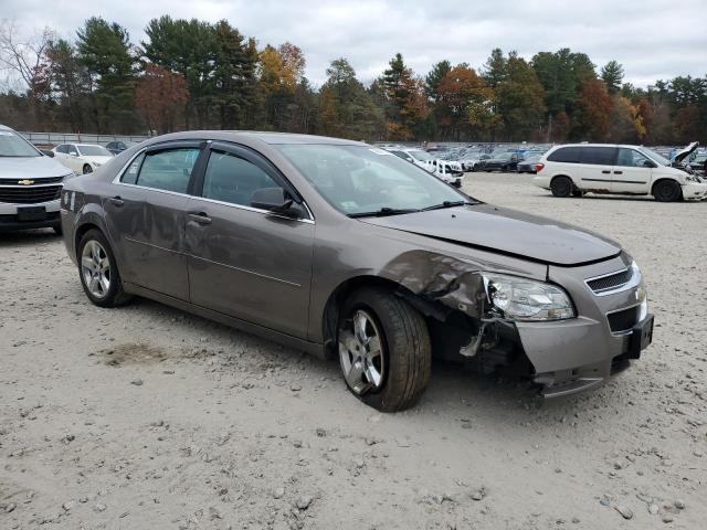 1G1ZB5E14BF125818 - 2011 CHEVROLET MALIBU LS بني صورة 4
