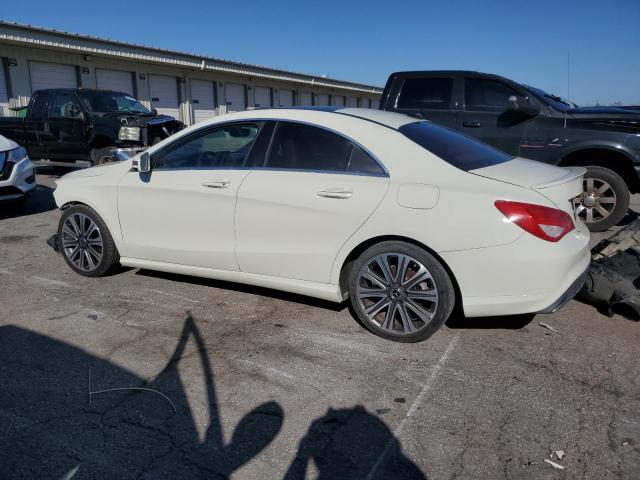 WDDSJ4EB4JN592357 - 2018 MERCEDES-BENZ CLA 250 白色 照片 2