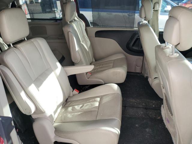 2C4RC1CGXDR818859 - 2013 CHRYSLER TOWN & COU TOURING L RED photo 11