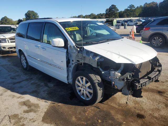 2C4RC1BG7GR164764 - 2016 CHRYSLER TOWN & COU TOURING WHITE photo 4