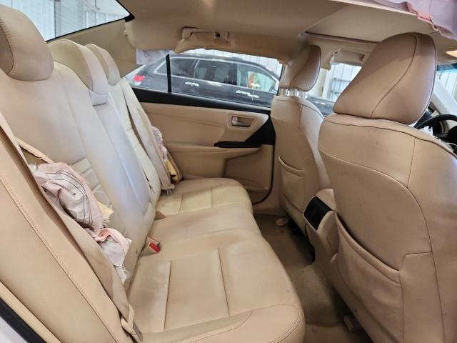 4T1BF1FK5FU928146 - 2015 TOYOTA CAMRY LE WHITE photo 10