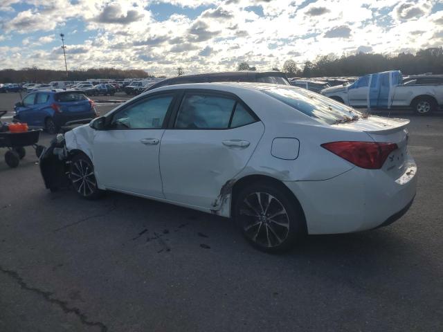 5YFBURHE5HP727931 - 2017 TOYOTA COROLLA L თეთრი ფოტო 2