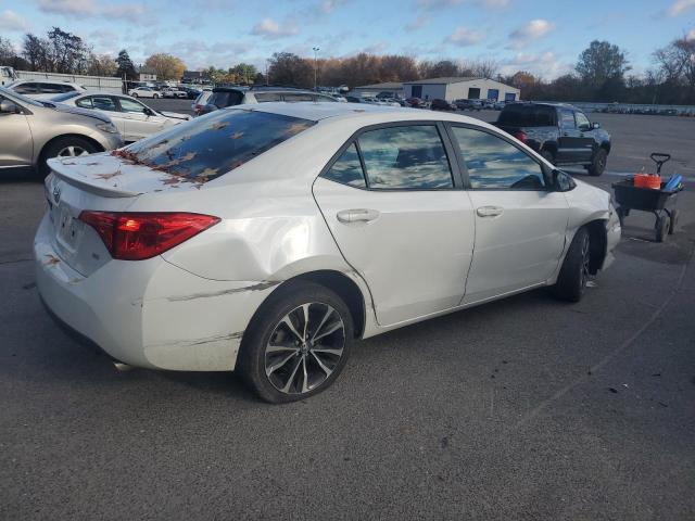 5YFBURHE5HP727931 - 2017 TOYOTA COROLLA L თეთრი ფოტო 3